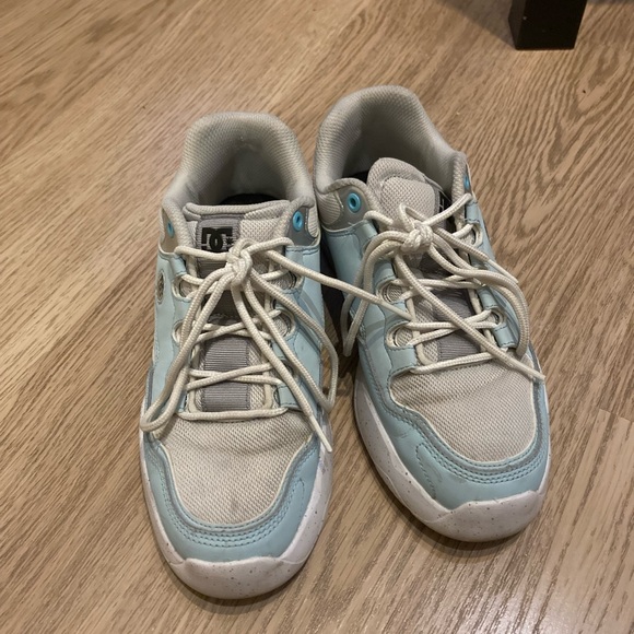 Blue and white DC sneakers - Picture 1 of 5